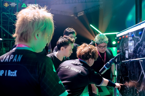 內線的絕對 內線的絕對