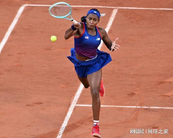 与其自身的 与其自身的