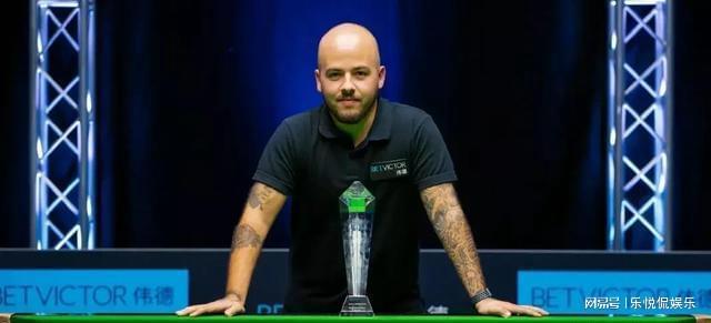 他在其他球 他在其他球