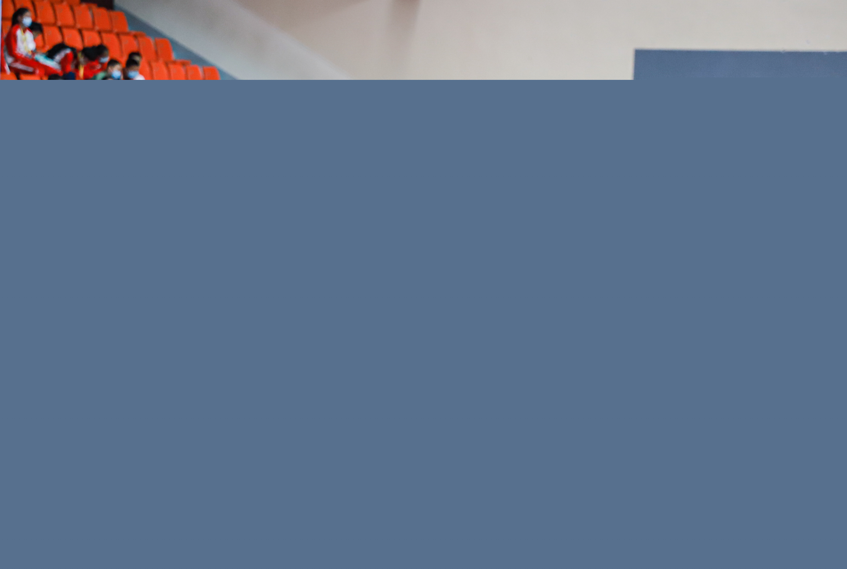 一个更加开 一个更加开