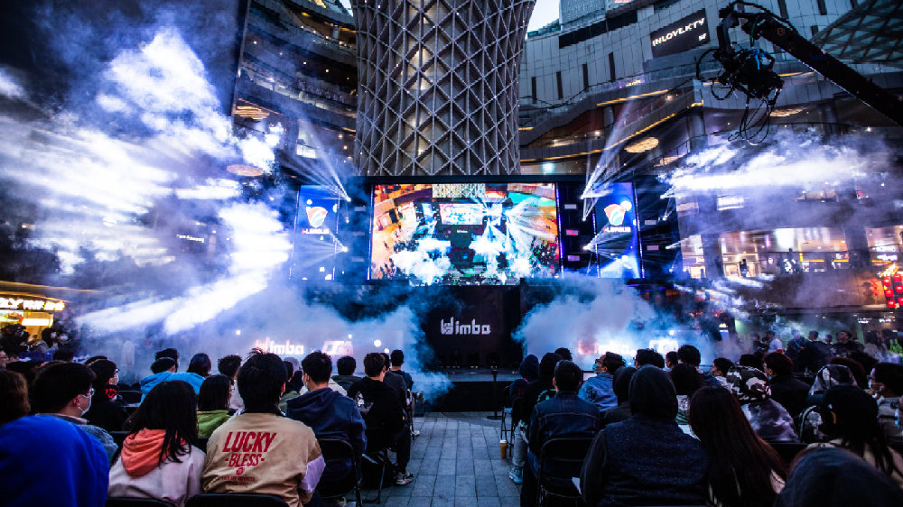 何在激烈竞 何在激烈竞