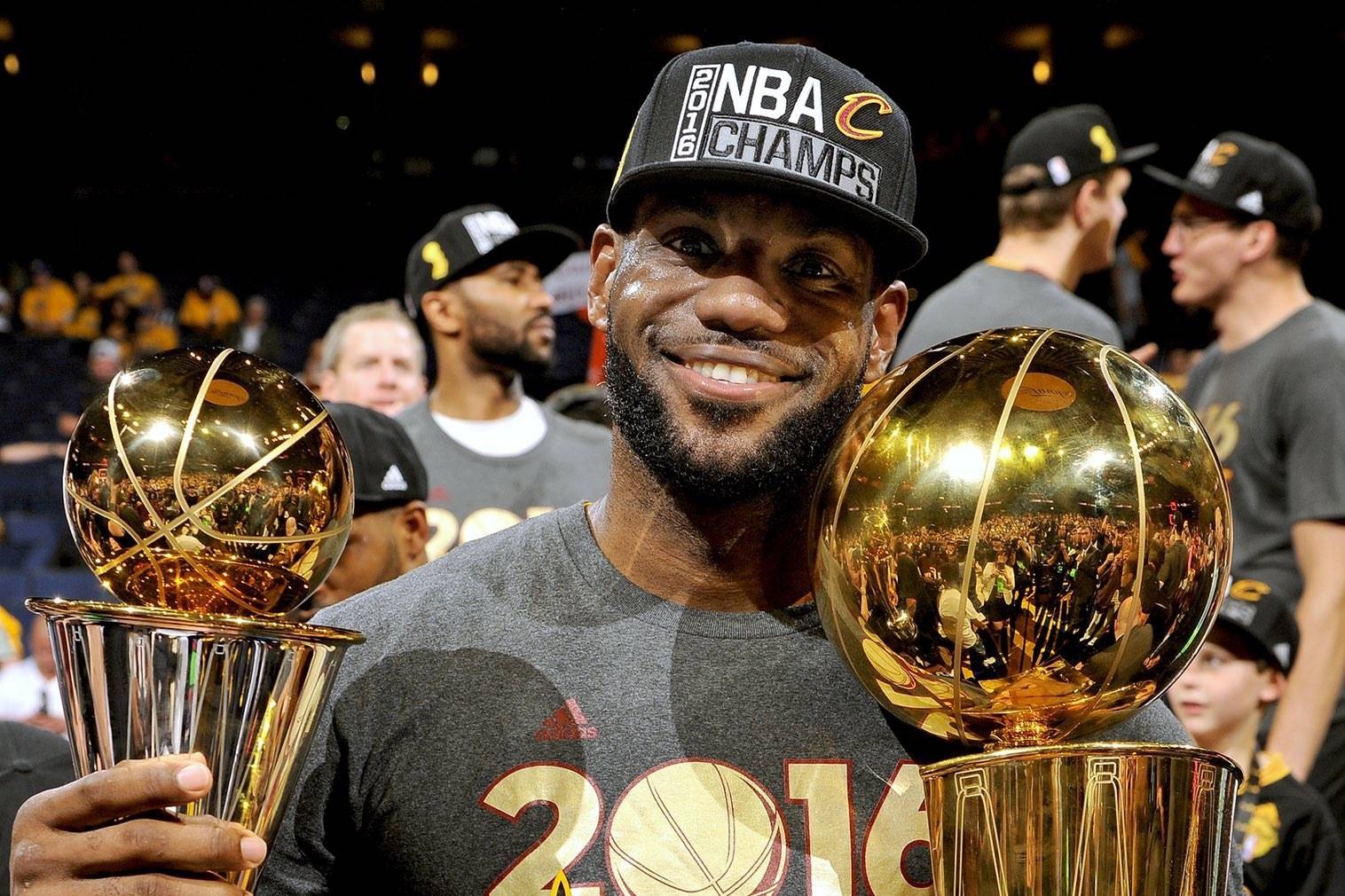 尝试用发球 尝试用发球