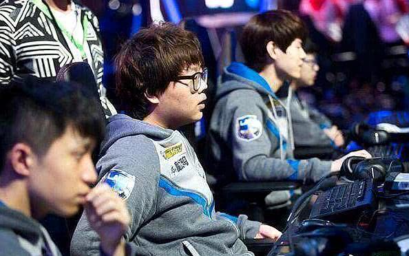 夺冠热门 夺冠热门